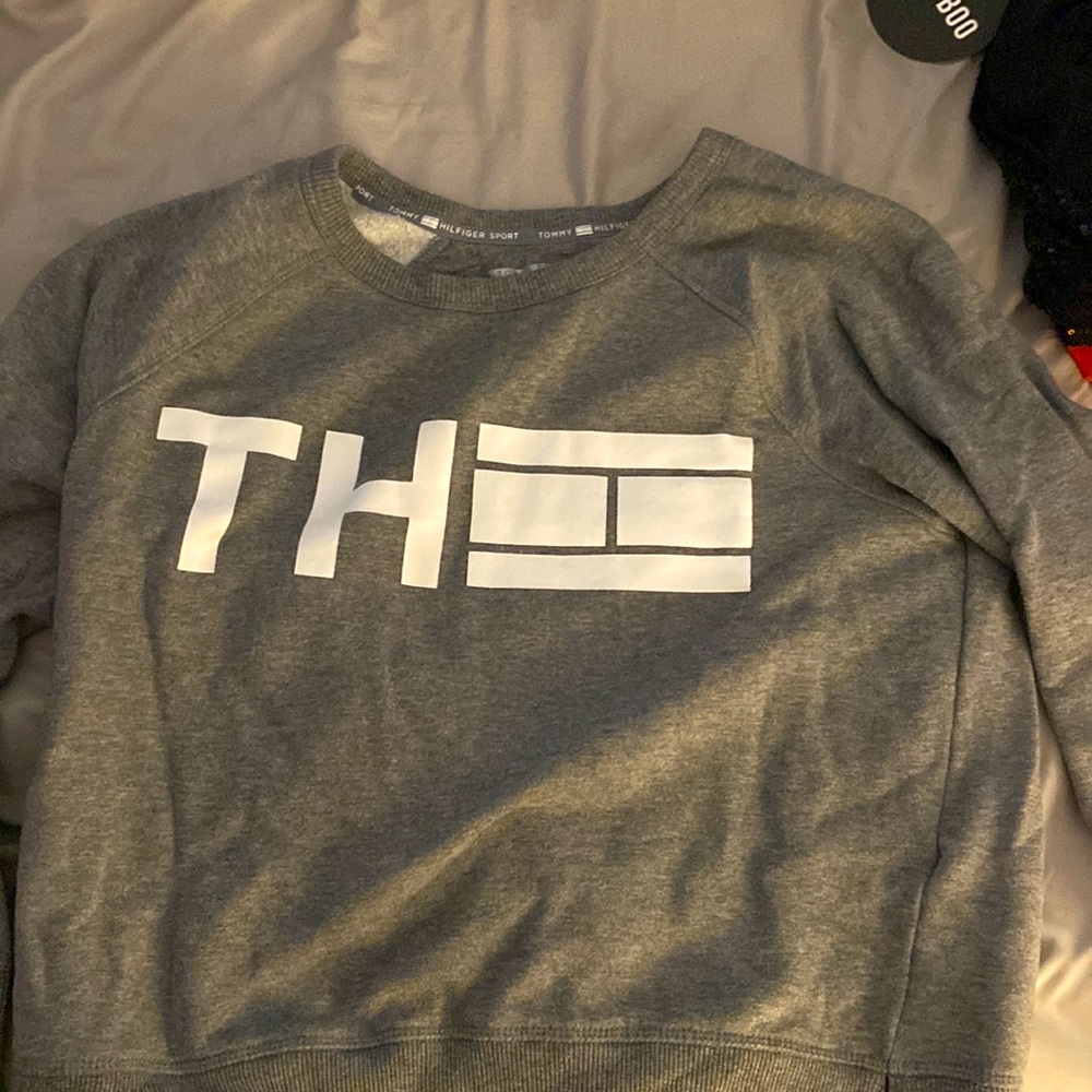 Tommy Crewneck
